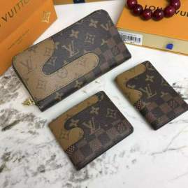 Picture of Louis Vuitton Wallets _SKUfw213010080fw